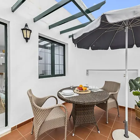 Gara Puerto Del Carmen Daire *