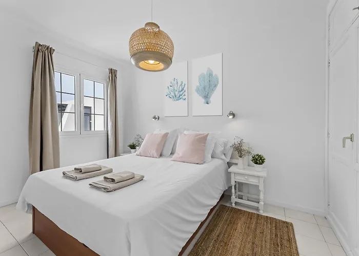 Gara Puerto Del Carmen تياس